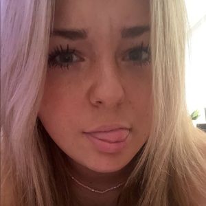 Meet your Posher, Natalie